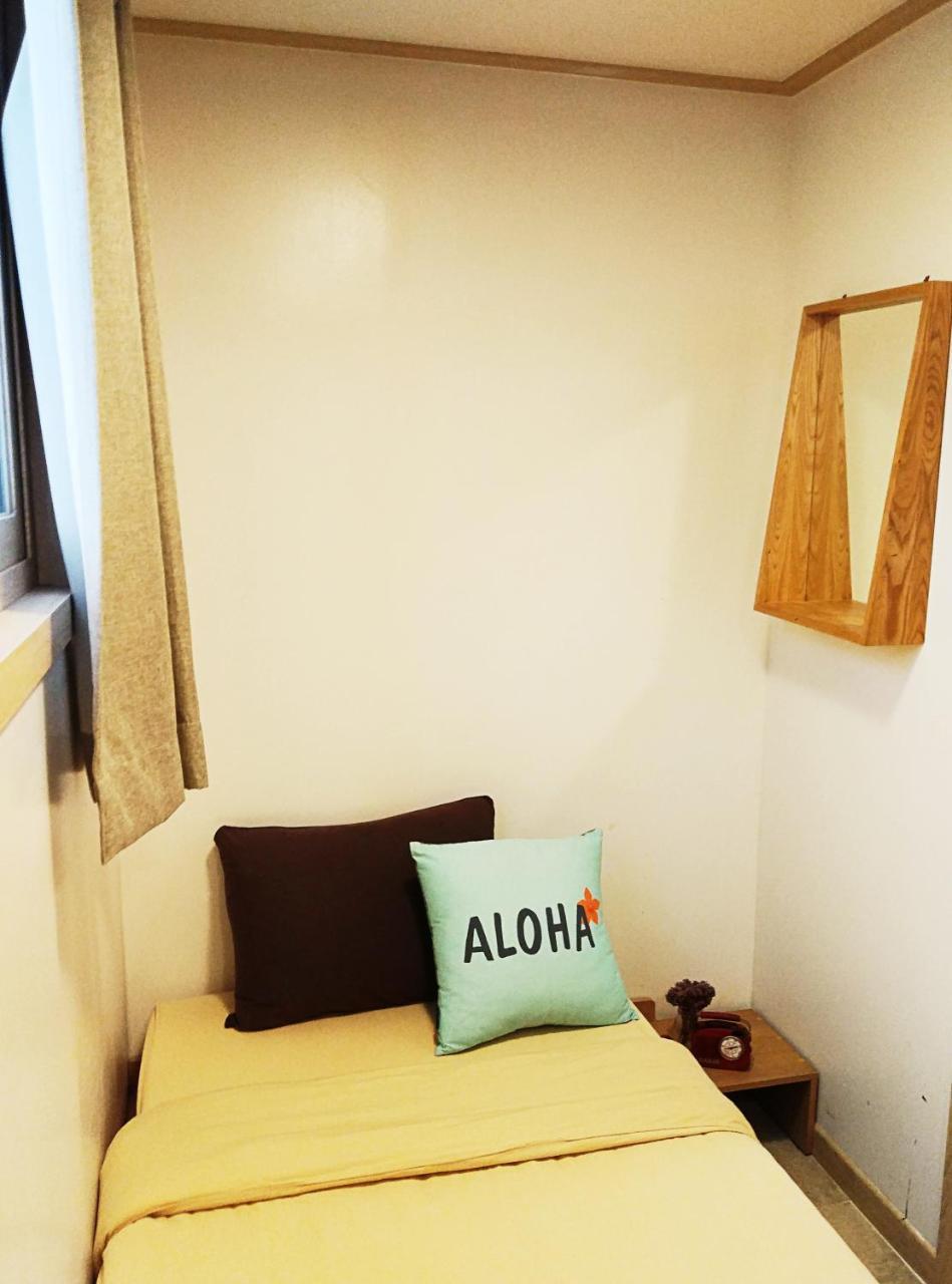 Lee & No Guesthouse Hongdae Seoul Exterior foto